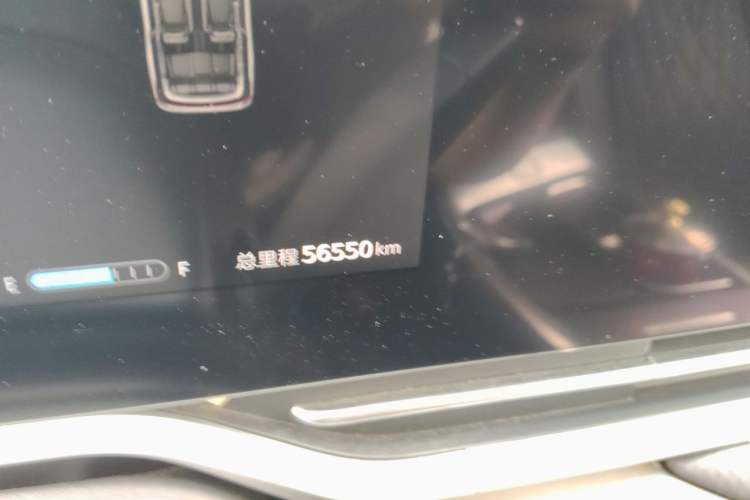 Used SAIC MAXUS G90 2023 2.0T Starry Seven-Seater Odometer Close Up