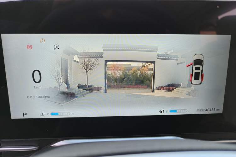 Used SAIC MAXUS G90 2023 2.0T Xingyun 7-Seater Version Odometer Close Up