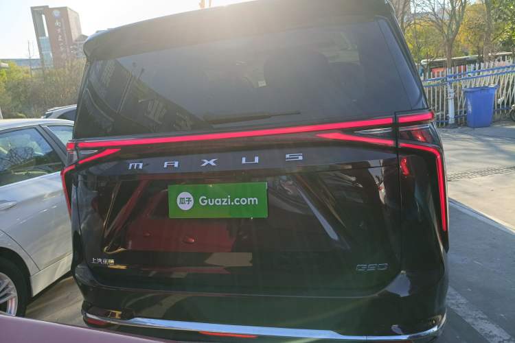 Used SAIC MAXUS G90 2023 2.0T Interstellar Six-Seater Version Rear