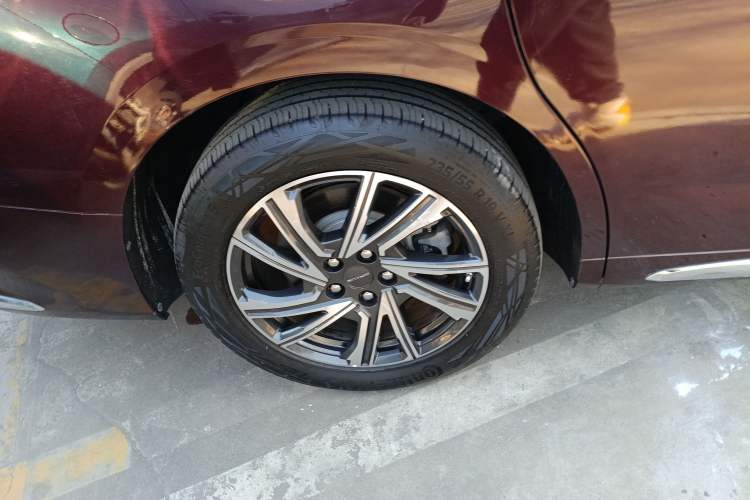 Used SAIC MAXUS G90 2023 2.0T Interstellar Six-Seater Version Right Rear Wheel Hub