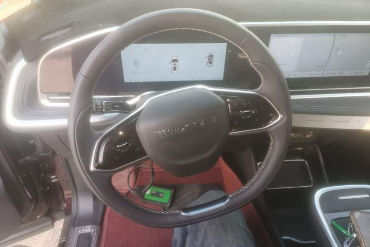 Used SAIC MAXUS G90 2023 2.0T Galaxy Seven-Seater Edition Steering Wheel