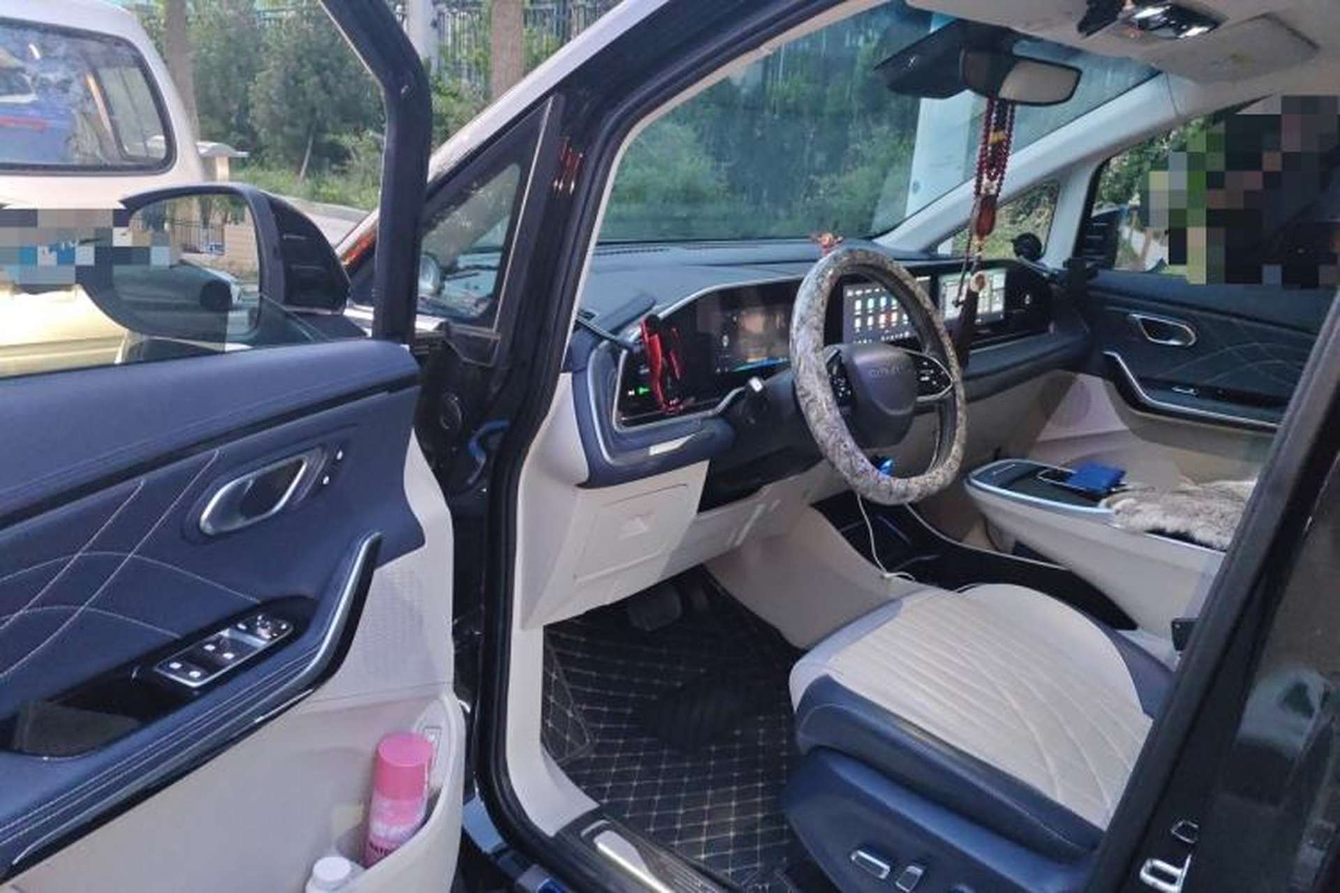 Used SAIC MAXUS G90 2024 2.0T Xingyun Seven-Seater Version Driver Seat