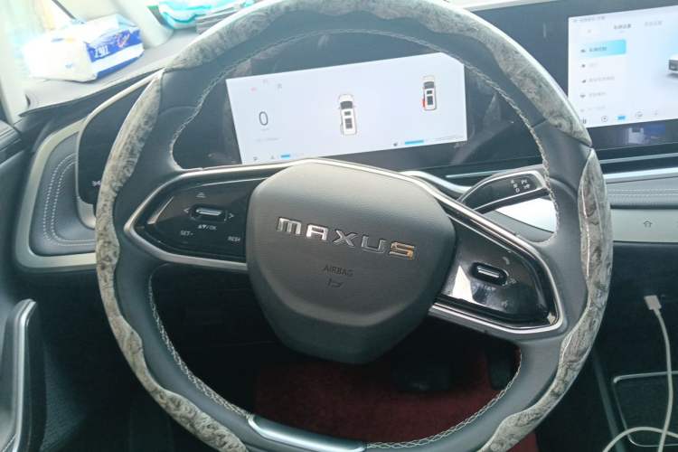 Used SAIC MAXUS G90 2024 2.0T Starlight Seven-Seater Steering Wheel