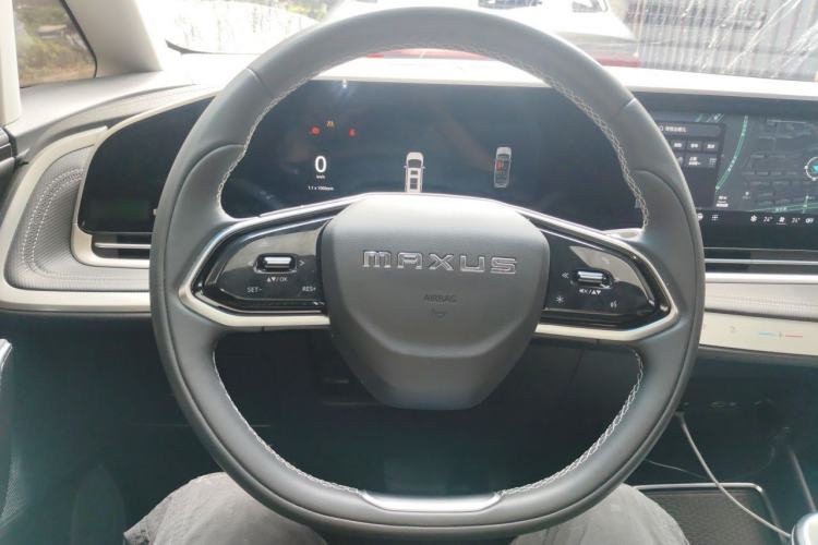 Used SAIC MAXUS G90 2024 2.0T Starlight Seven-Seater Steering Wheel