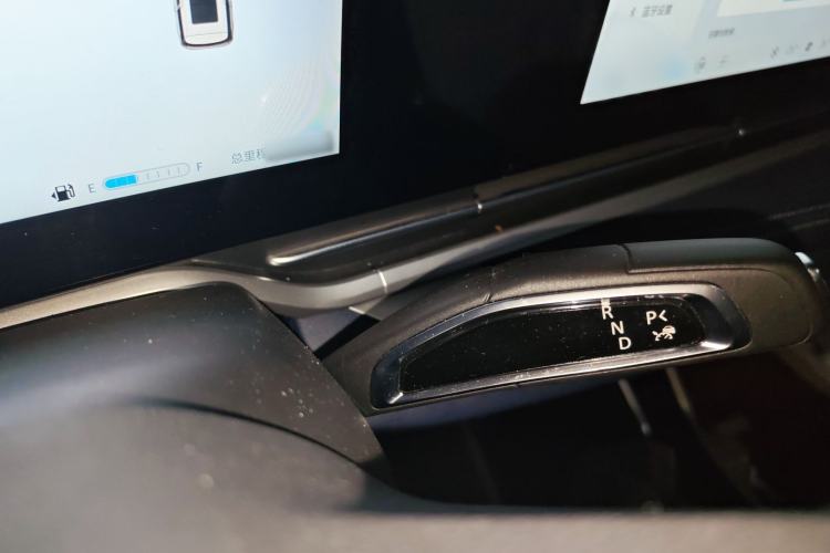 Used SAIC MAXUS G90 2024 2.0T Xinghan Seven-Seater Version Gear Lever