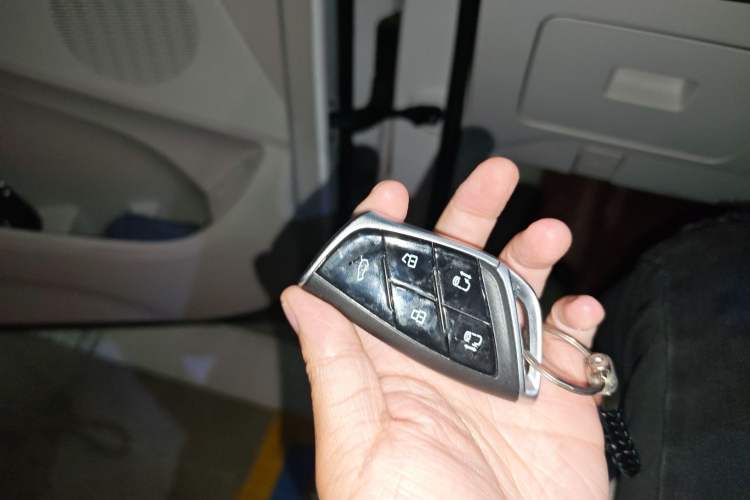 Used SAIC MAXUS G90 2024 2.0T Xinghan Seven-Seater Version Interior 1