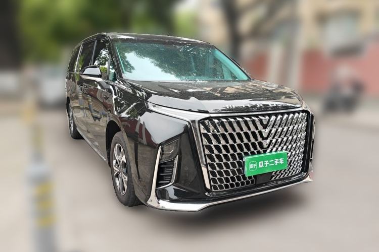 Used SAIC MAXUS G90 2025 2.0T Starlight Seven-Seater Front Right 45 Deg