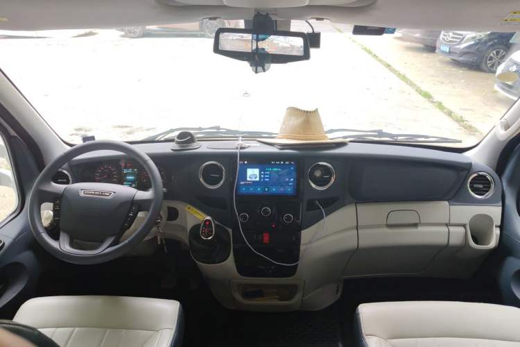 Used SAIC MAXUS H90 RV  Center Console