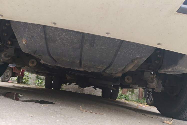 Used SAIC MAXUS H90 RV  Chassis Front