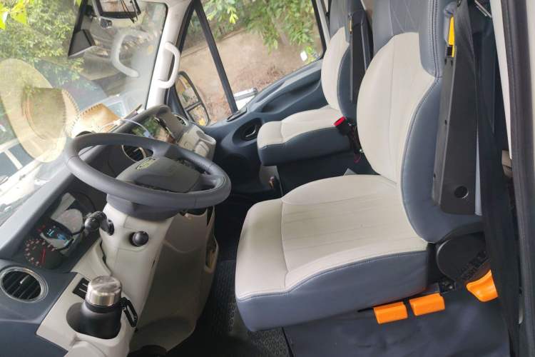 Used SAIC MAXUS H90 RV  Left Front Seat