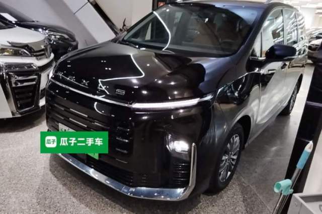 Used SAIC MAXUS G50 PHEV 2025 Leading Edition