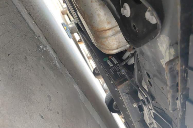 Used SAIC MAXUS G50 PHEV 2025 Leading Edition Chassis Rear Right