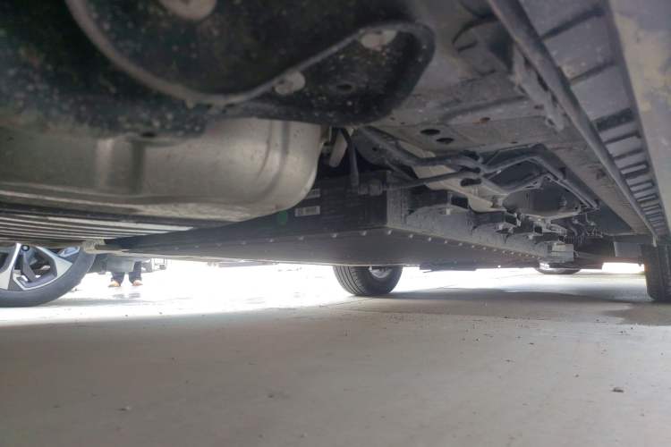 Used SAIC MAXUS G50 PHEV 2025 Leading Edition Chassis Rear Right