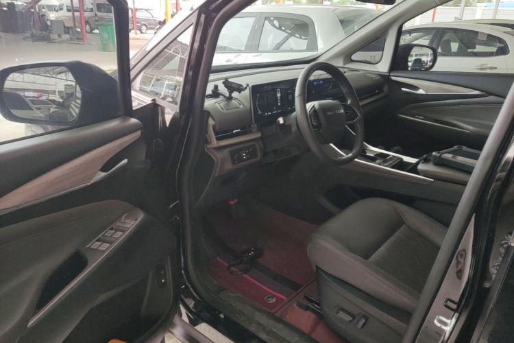 Used SAIC MAXUS G50 PHEV 2025 Flagship Edition Driver Seat