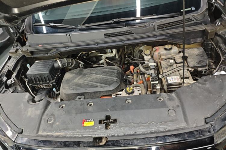 Used SAIC MAXUS G50 PHEV 2025 Leading Edition Engine Bay