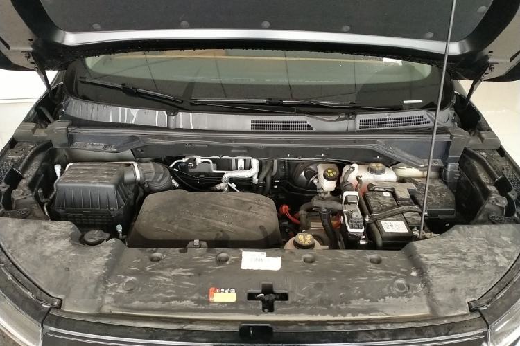 Used SAIC MAXUS G50 PHEV 2025 Leading Edition Engine Bay
