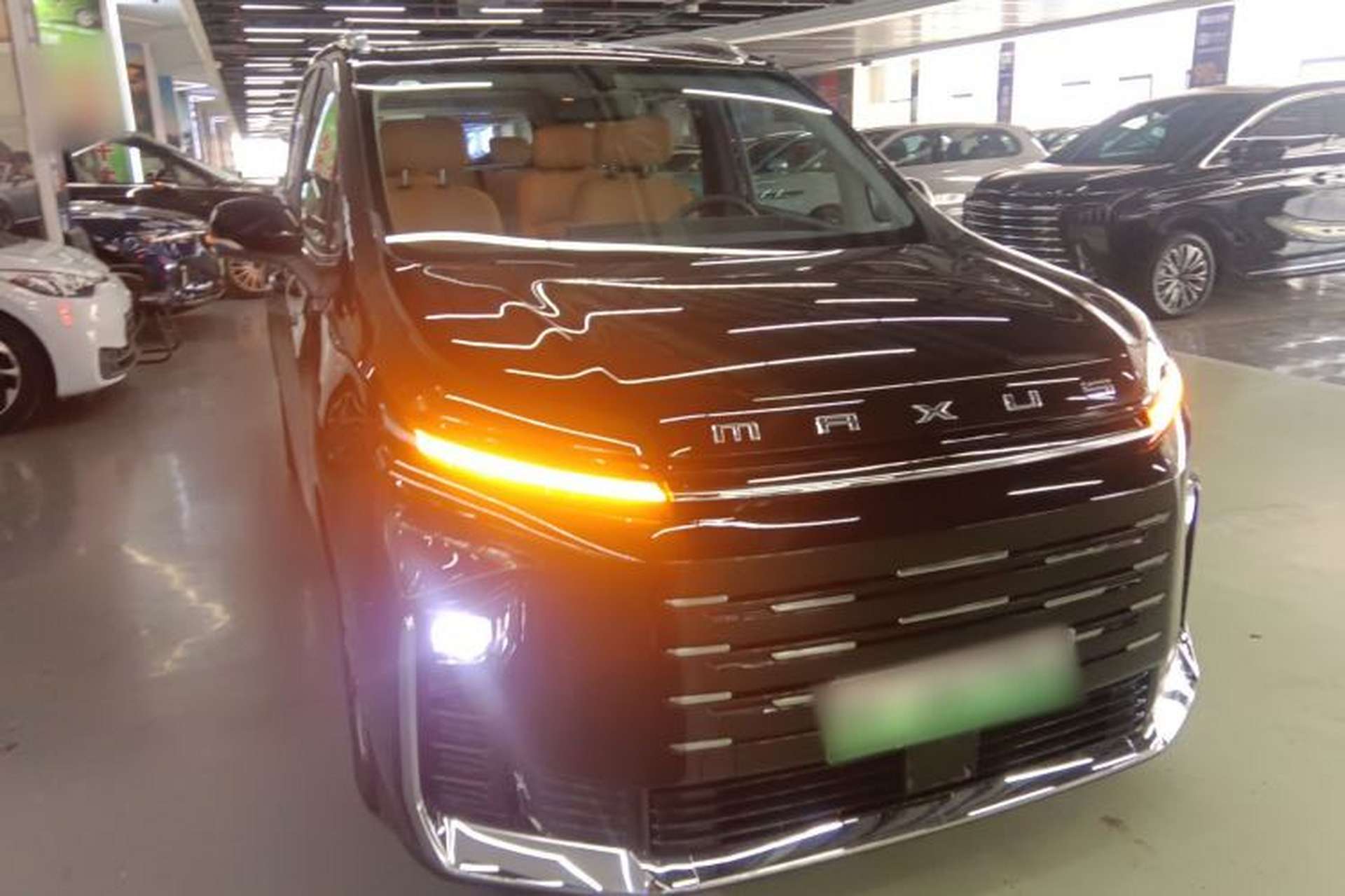 Used SAIC MAXUS G50 PHEV 2025 Leading Edition Exterior 1