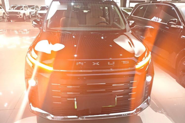 Used SAIC MAXUS G50 PHEV 2025 Flagship Edition Exterior 1