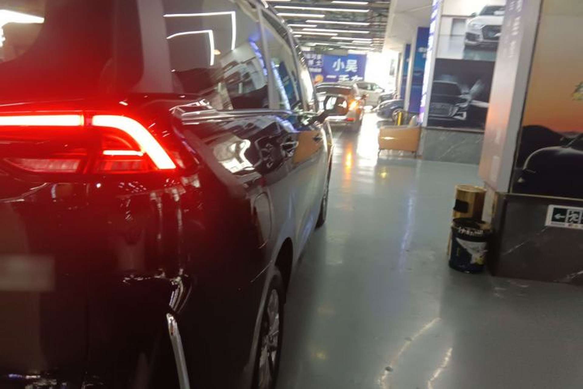 Used SAIC MAXUS G50 PHEV 2025 Leading Edition Exterior 3