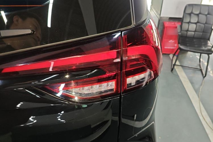 Used SAIC MAXUS G50 PHEV 2025 Leading Edition Exterior 3