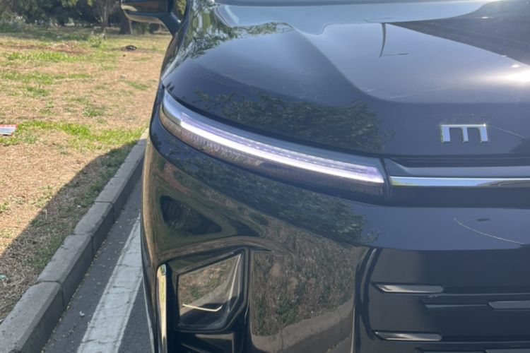 Used SAIC MAXUS G50 PHEV 2025 Leading Edition Exterior 3