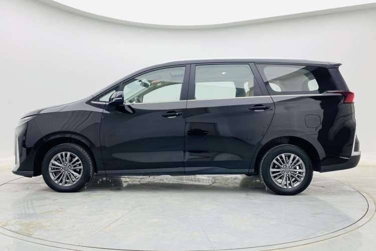 Used SAIC MAXUS G50 PHEV 2025 Revised Navigation Edition Exterior 4