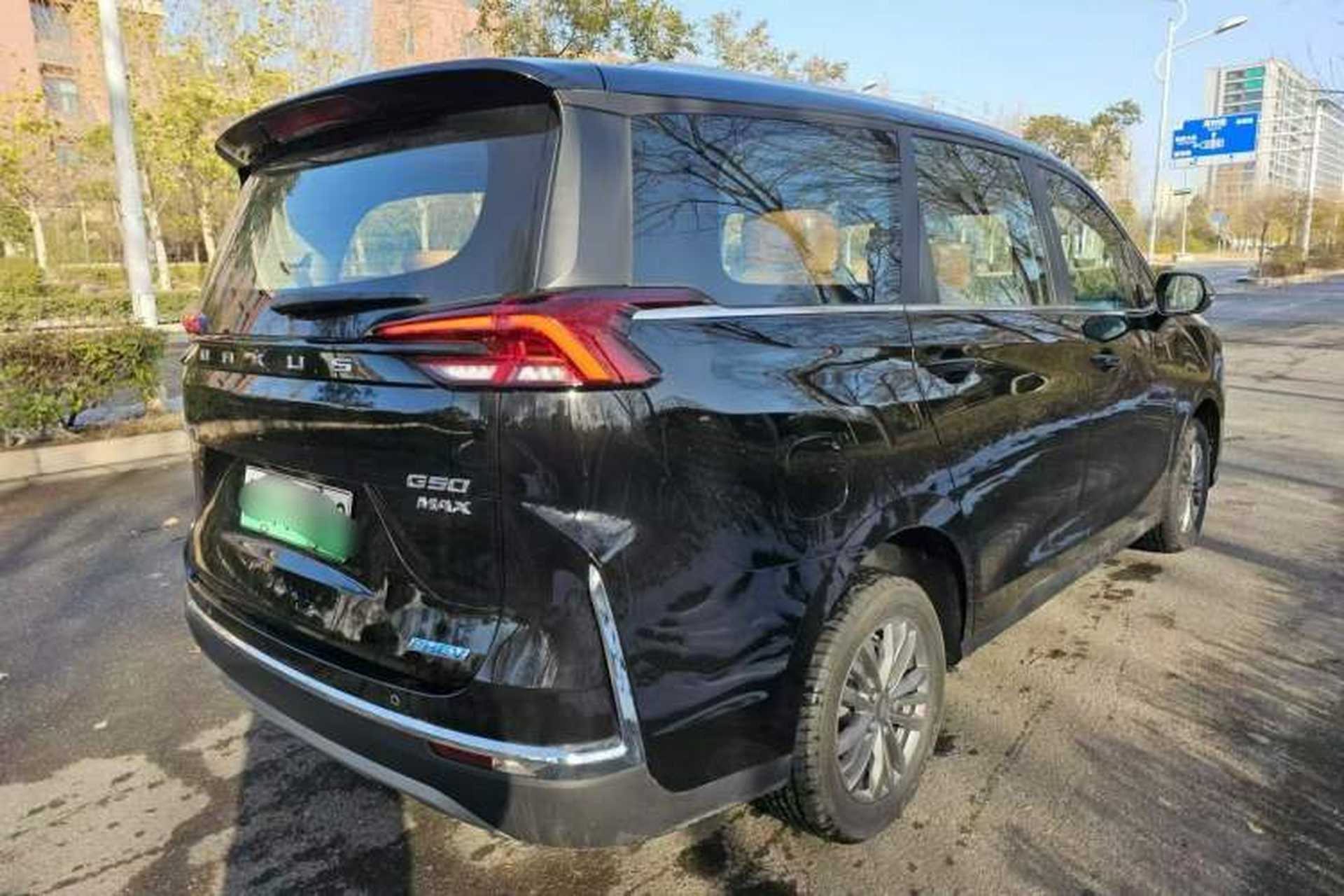 Used SAIC MAXUS G50 PHEV 2025 Leading Edition Exterior 4