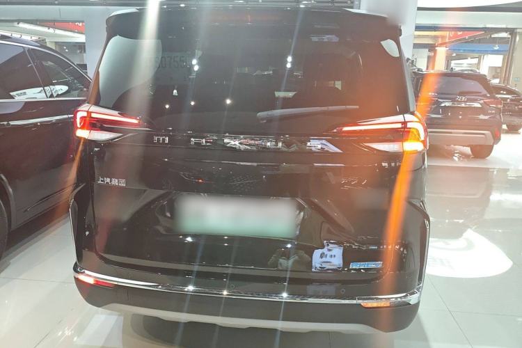 Used SAIC MAXUS G50 PHEV 2025 Flagship Edition Exterior 5