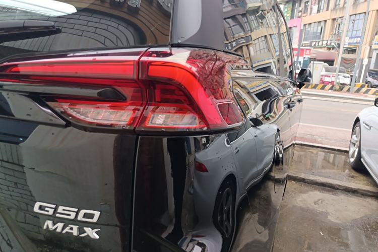 Used SAIC MAXUS G50 PHEV 2025 Leading Edition Exterior 6