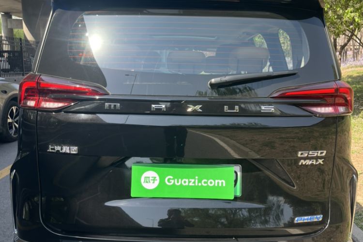 Used SAIC MAXUS G50 PHEV 2025 Leading Edition Exterior 7