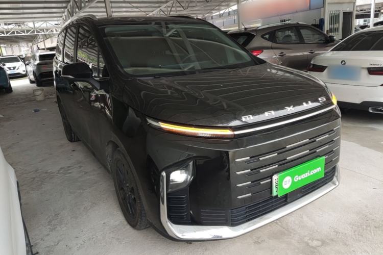 Used SAIC MAXUS G50 PHEV 2025 Flagship Edition Front Right 45 Deg