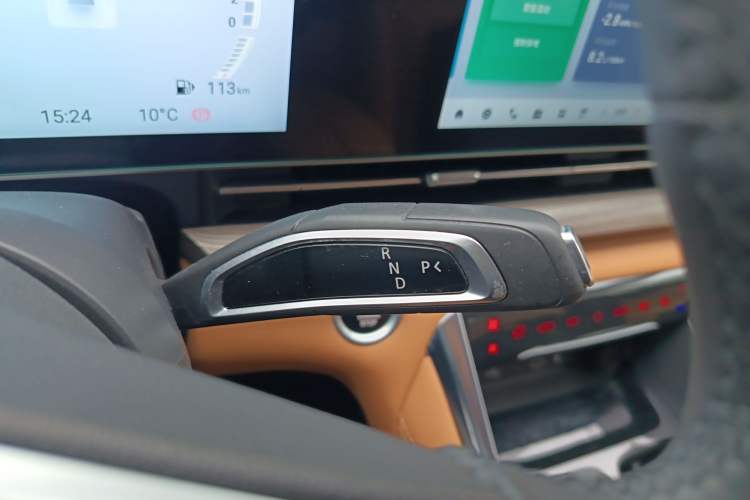 Used SAIC MAXUS G50 PHEV 2025 Leading Edition Gear Lever