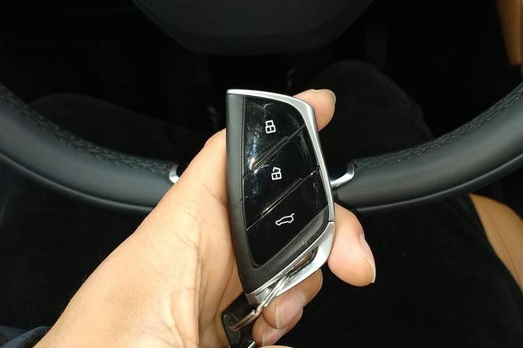 Used SAIC MAXUS G50 PHEV 2025 Leading Edition Interior 1