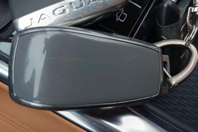 Used SAIC MAXUS G50 PHEV 2025 Leading Edition Interior 1