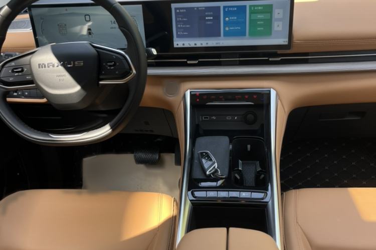 Used SAIC MAXUS G50 PHEV 2025 Leading Edition Interior 1