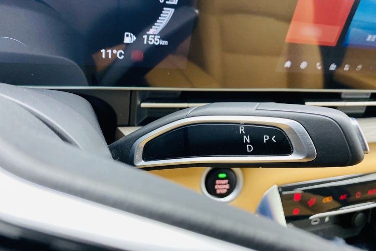Used SAIC MAXUS G50 PHEV 2025 Revised Navigation Edition Interior 10