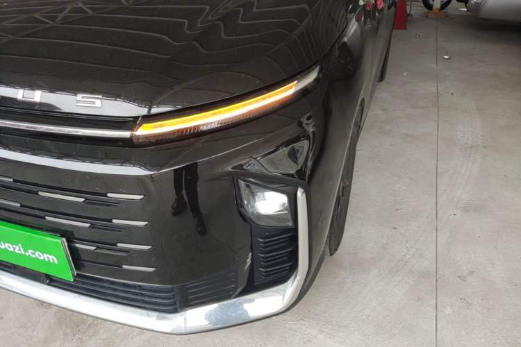 Used SAIC MAXUS G50 PHEV 2025 Flagship Edition Left Front Headlight