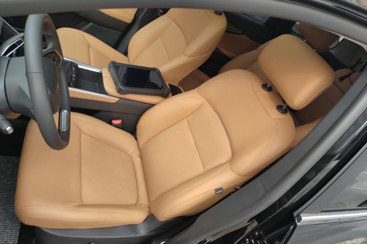 Used SAIC MAXUS G50 PHEV 2025 Leading Edition Left Front Seat