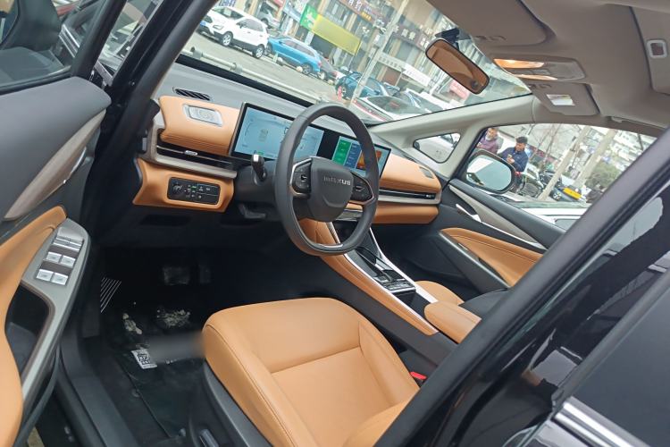 Used SAIC MAXUS G50 PHEV 2025 Leading Edition Left Front Seat
