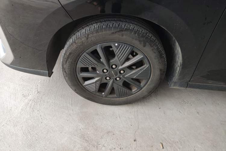 Used SAIC MAXUS G50 PHEV 2025 Flagship Edition Left Front Wheel Hub