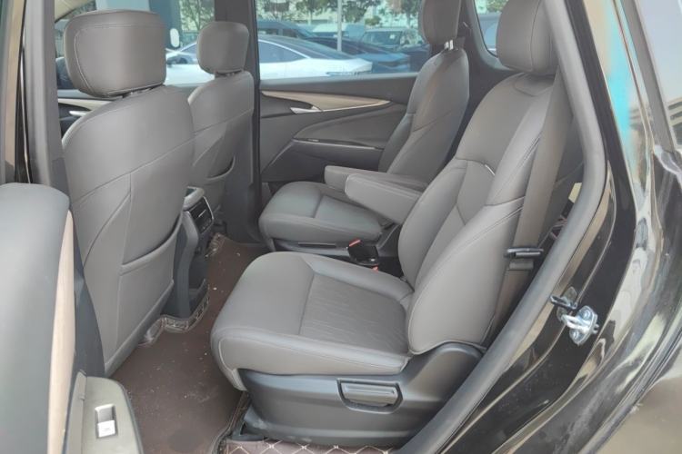 Used SAIC MAXUS G50 PHEV 2025 Leading Edition Left Rear Seat