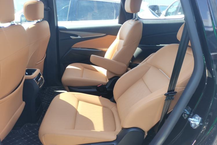 Used SAIC MAXUS G50 PHEV 2025 Leading Edition Left Rear Seat