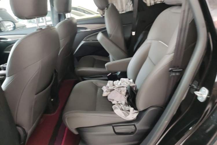 Used SAIC MAXUS G50 PHEV 2025 Flagship Edition Left Rear Seat