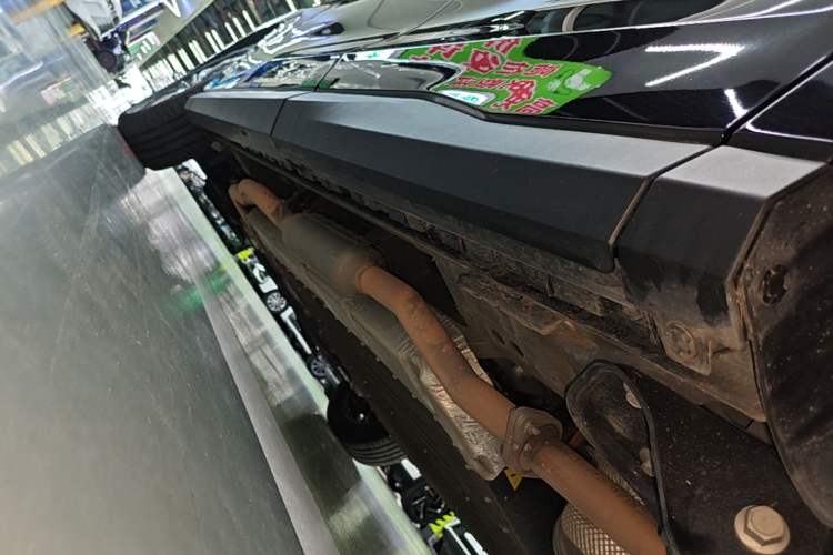 Used SAIC MAXUS G50 PHEV 2025 Leading Edition Left Side Sill