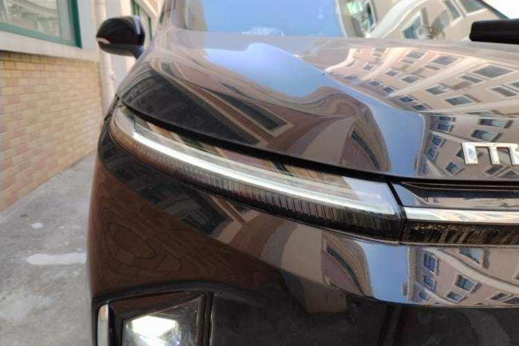 Used SAIC MAXUS G50 PHEV 2025 Leading Edition Right Front Headlight