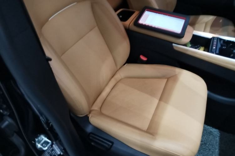 Used SAIC MAXUS G50 PHEV 2025 Leading Edition Right Front Seat