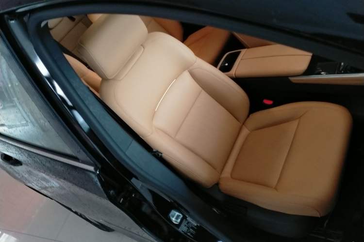 Used SAIC MAXUS G50 PHEV 2025 Leading Edition Right Front Seat