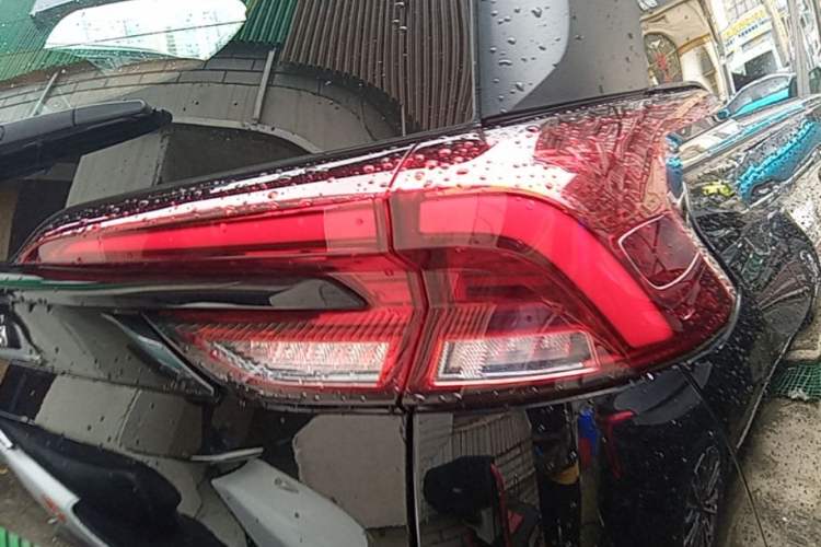 Used SAIC MAXUS G50 PHEV 2025 Leading Edition Right Rear Taillight