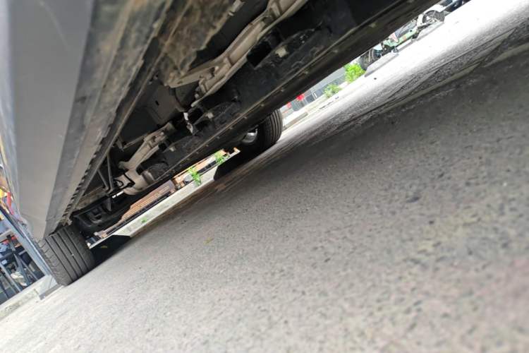 Used SAIC MAXUS G50 PHEV 2025 Leading Edition Right Side Sill