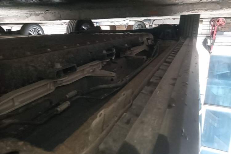 Used SAIC MAXUS G50 PHEV 2025 Leading Edition Right Side Sill